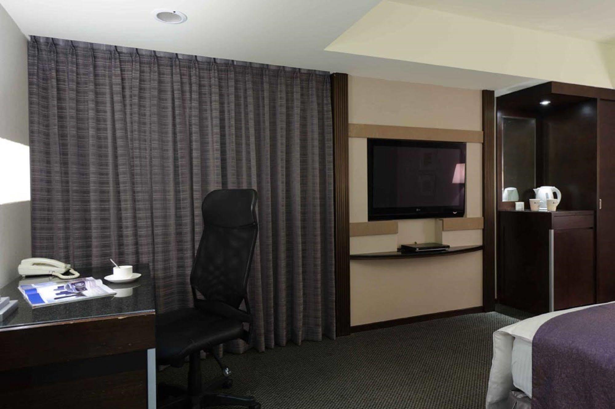 K Hotel - Yunghe Yonghe Exterior photo